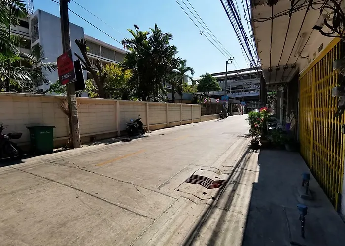 At Sukhumvit 97/1 *